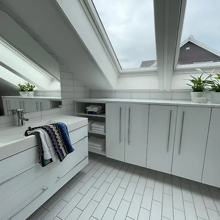 Ons, House Or For Rental, 10 Min Walk From Ons Rum i privatbostad *